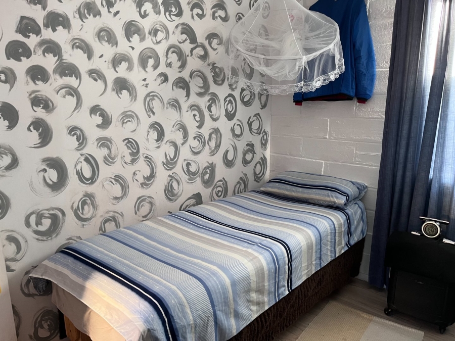 8 Bedroom Property for Sale in Table View Western Cape